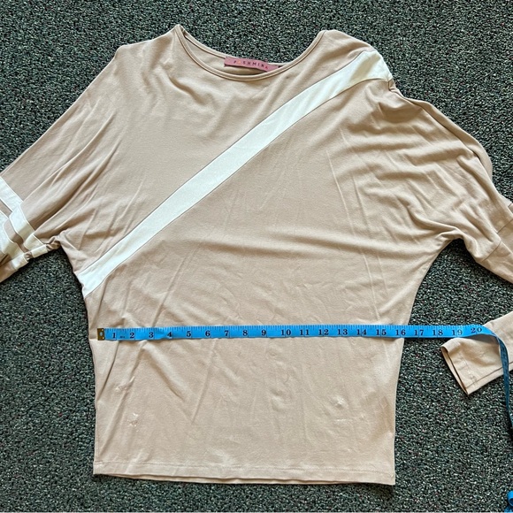 Tan & White Stripe Bag Wing Statement Sleeve Long-Sleeve Modest T-Shirt Top Sz S - Picture 16 of 16
